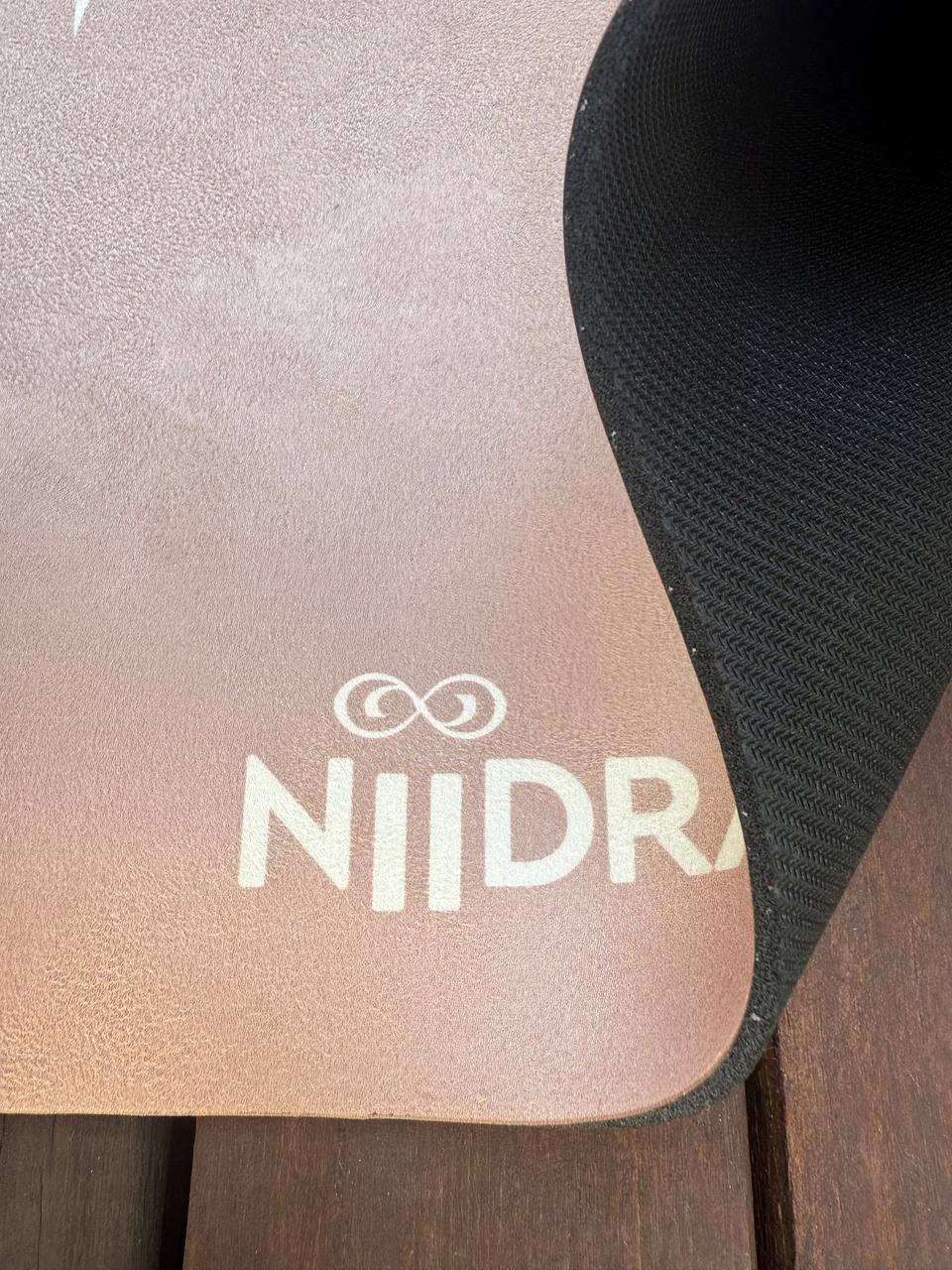 Mat yoga Bulan Baru