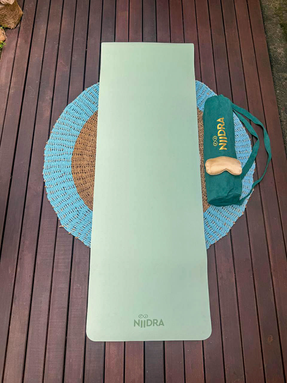 Basic mint yoga mat