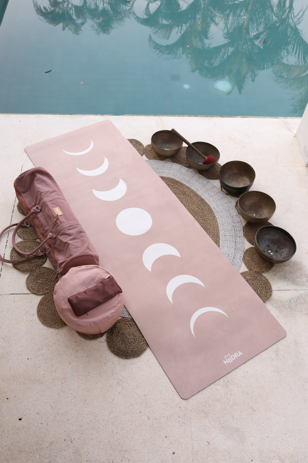Mat yoga Bulan Baru