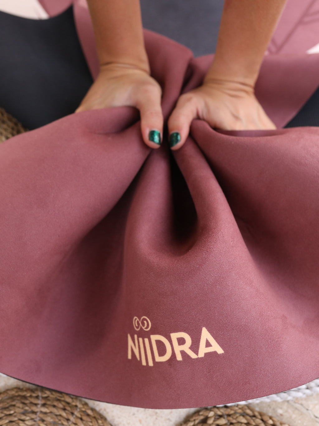 Mat yoga Bulan Baru