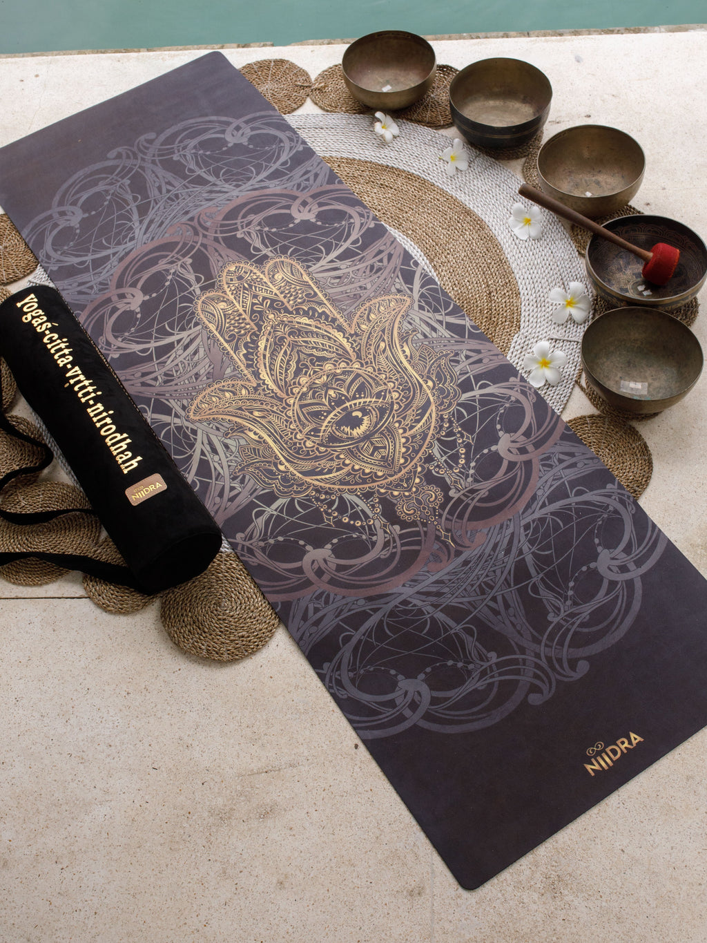 Matras yoga tangan Hamsa