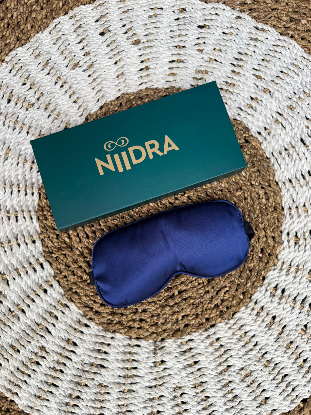 Eye mask blue