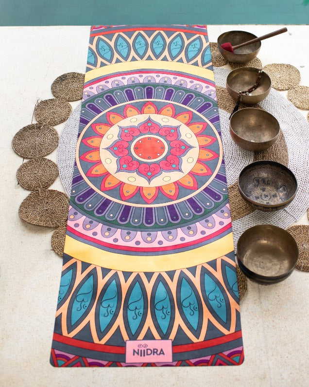 Happiness mandala yoga mat