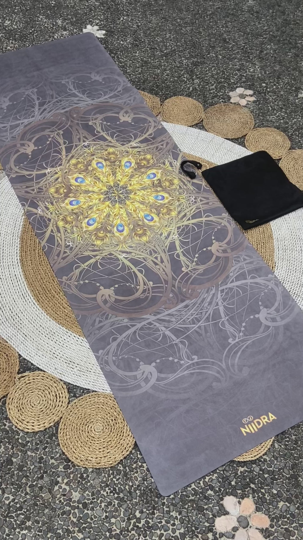 Mat yoga Bulan Baru